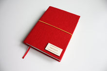 Načítať obrázok do zobrazovača galérie, Červený diár 2026 podľa Teba, veľkosť: A5