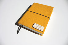 Načítať obrázok do zobrazovača galérie, Žltý Diár 2026 podľa Teba, veľkosť: A6