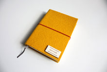 Načítať obrázok do zobrazovača galérie, Žltý Diár 2026 podľa Teba, veľkosť: A6