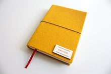 Načítať obrázok do zobrazovača galérie, Žltý Diár 2026 podľa Teba, veľkosť: A6