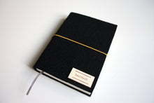 Načítať obrázok do zobrazovača galérie, Čierny diár 2026 podľa Teba, veľkosť: A5