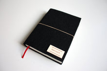 Načítať obrázok do zobrazovača galérie, Čierny diár 2026 podľa Teba, veľkosť: A5