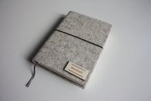 Načítať obrázok do zobrazovača galérie, Mramorový diár 2026 podľa Teba, veľkosť: A6