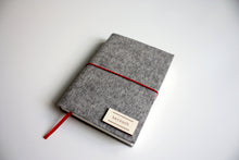 Načítať obrázok do zobrazovača galérie, Šedý Diár 2026 podľa Teba, veľkosť: A5
