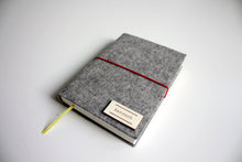 Načítať obrázok do zobrazovača galérie, Šedý Diár 2026 podľa Teba, veľkosť: A5