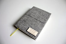 Načítať obrázok do zobrazovača galérie, Šedý Diár 2026 podľa Teba, veľkosť: A5