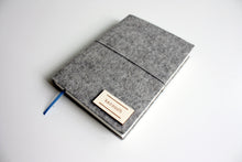 Načítať obrázok do zobrazovača galérie, Šedý Diár 2026 podľa Teba, veľkosť: A5
