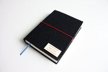 Načítať obrázok do zobrazovača galérie, Čierny diár 2026 podľa Teba, veľkosť: A5