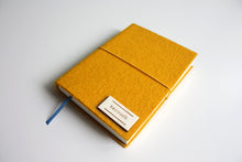 Načítať obrázok do zobrazovača galérie, Žltý Diár 2026 podľa Teba, veľkosť: A6