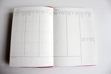 Načítať obrázok do zobrazovača galérie, Šedý Diár 2026 podľa Teba, veľkosť: A5