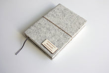 Načítať obrázok do zobrazovača galérie, Mramorový diár 2026 podľa Teba, veľkosť: A6