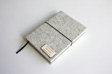 Načítať obrázok do zobrazovača galérie, Mramorový diár 2026 podľa Teba, veľkosť: A6