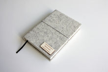 Načítať obrázok do zobrazovača galérie, Mramorový diár 2026 podľa Teba, veľkosť: A6