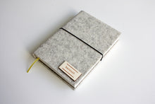 Načítať obrázok do zobrazovača galérie, Mramorový diár 2026 podľa Teba, veľkosť: A6
