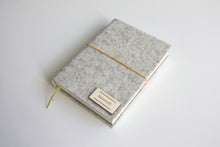 Načítať obrázok do zobrazovača galérie, Mramorový diár 2026 podľa Teba, veľkosť: A6