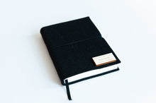 Načítať obrázok do zobrazovača galérie, Diár 2026 čierny, veľkosť: A5