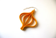 Načítať obrázok do zobrazovača galérie, Vianočné ozdoby z filcu