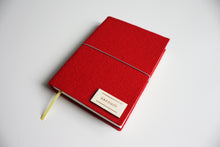 Načítať obrázok do zobrazovača galérie, Červený diár 2026 podľa Teba, veľkosť: A6