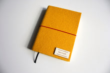 Načítať obrázok do zobrazovača galérie, Žltý Diár 2026 podľa Teba, veľkosť: A5
