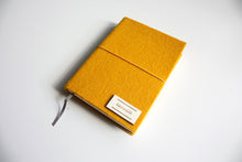 Načítať obrázok do zobrazovača galérie, Žltý Diár 2026 podľa Teba, veľkosť: A5