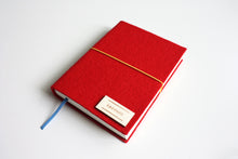 Načítať obrázok do zobrazovača galérie, Červený diár 2026 podľa Teba, veľkosť: A6