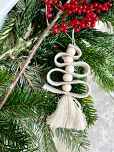 Načítať obrázok do zobrazovača galérie, Ozdoba macramé