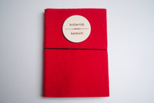Načítať obrázok do zobrazovača galérie, Knihovník - čitateľský diár, červený