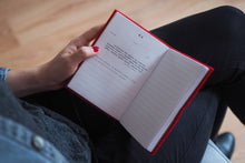 Načítať obrázok do zobrazovača galérie, Knihovník - čitateľský diár, šedý