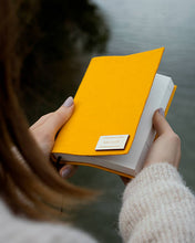Načítať obrázok do zobrazovača galérie, Diár 2026 žltý, veľkosť: A6